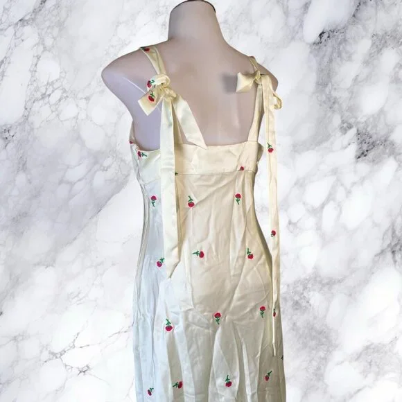 MAJORELLE Eden Midi Dress Ivory & Pink - Picture 8 of 12